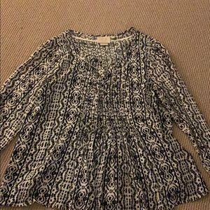 Anthropologie black and off white top